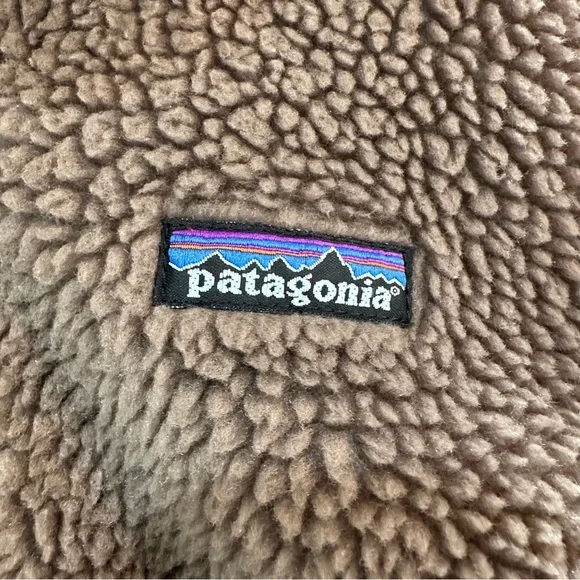 Patagonia Chocolate Teddy Jacket - Picture 4 of 7